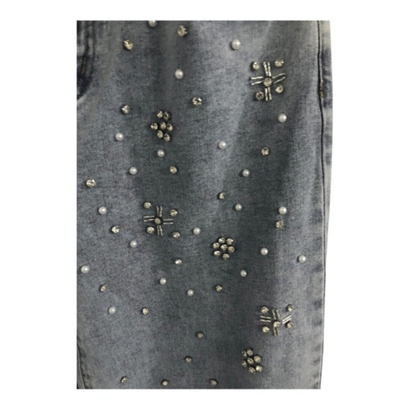 Stunning Pearl & crystal cz adorned light wash denim jeans size large brand new - Picture 6 of 14